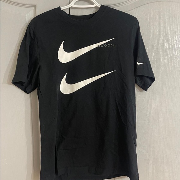 Nike t-shirt - Picture 1 of 2